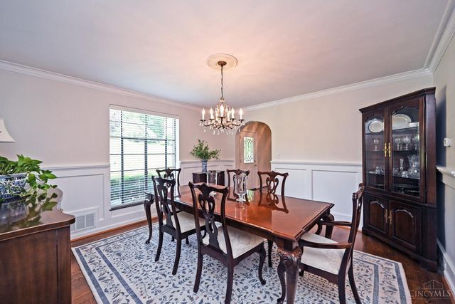 101 Linden Drive, Wyoming, OH 45215