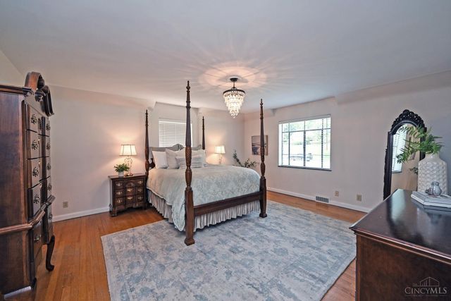 101 Linden Drive, Wyoming, OH 45215