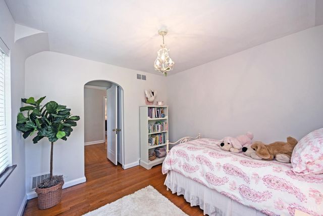 101 Linden Drive, Wyoming, OH 45215