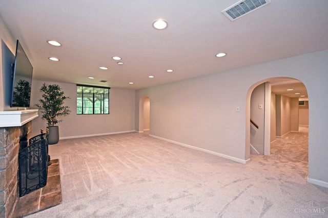101 Linden Drive, Wyoming, OH 45215