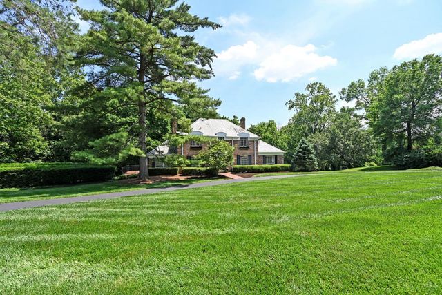 101 Linden Drive, Wyoming, OH 45215