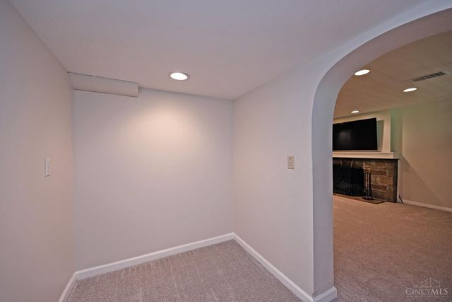 101 Linden Drive, Wyoming, OH 45215