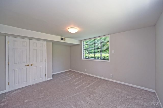 101 Linden Drive, Wyoming, OH 45215