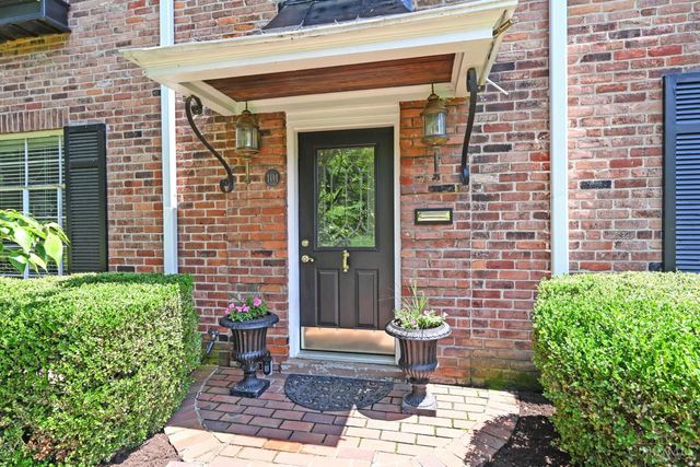 101 Linden Drive, Wyoming, OH 45215