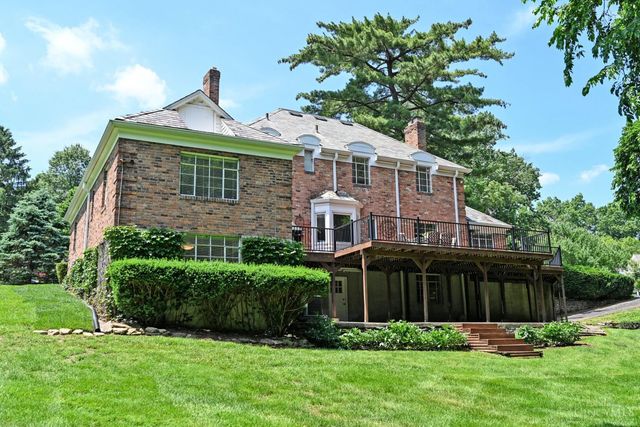 101 Linden Drive, Wyoming, OH 45215