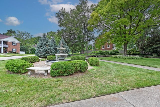 101 Linden Drive, Wyoming, OH 45215