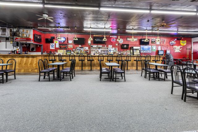 936 15th Avenue, East Moline, IL 61244