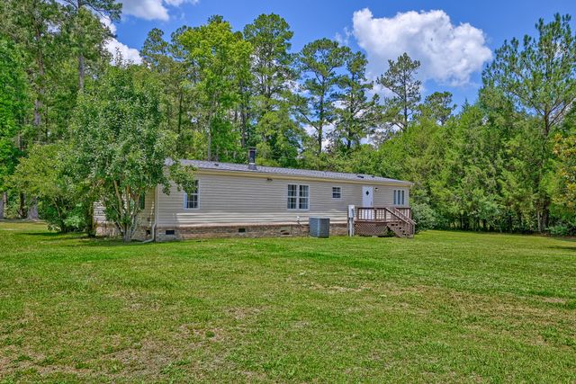 171 Autumn Run Road, Saint George, SC 29477