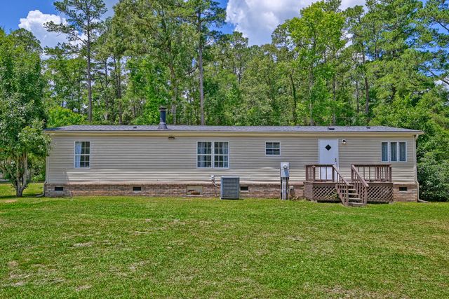 171 Autumn Run Road, Saint George, SC 29477