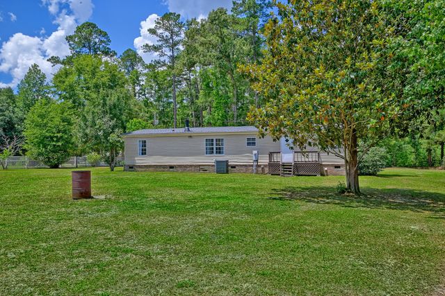 171 Autumn Run Road, Saint George, SC 29477