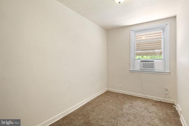 802 E 15TH ST, Chester, PA 19013