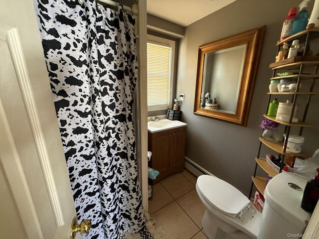 8 Speed Street, Brentwood, NY 11717