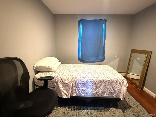 8 Speed Street, Brentwood, NY 11717