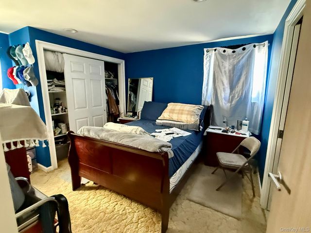 8 Speed Street, Brentwood, NY 11717