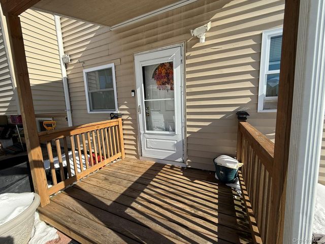 8 Speed Street, Brentwood, NY 11717