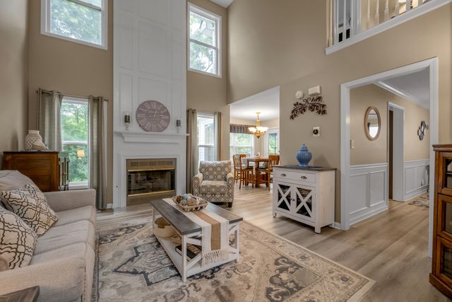 297 Shoreside Drive, Lexington, KY 40515