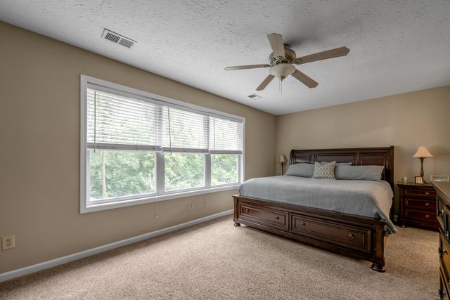 297 Shoreside Drive, Lexington, KY 40515