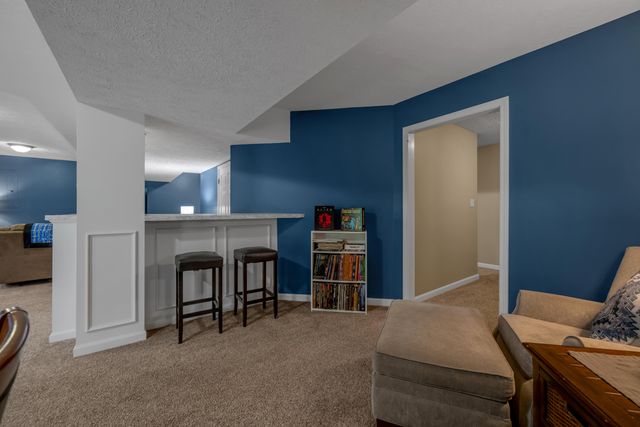 297 Shoreside Drive, Lexington, KY 40515