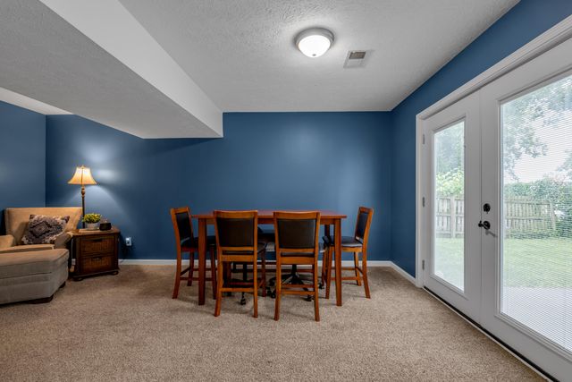 297 Shoreside Drive, Lexington, KY 40515