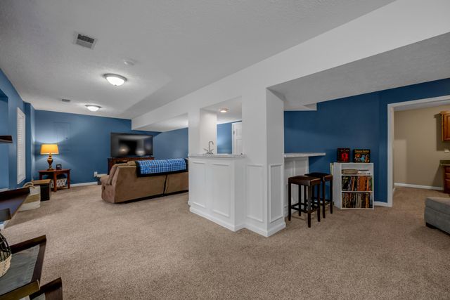 297 Shoreside Drive, Lexington, KY 40515