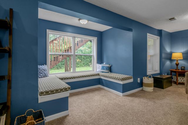 297 Shoreside Drive, Lexington, KY 40515