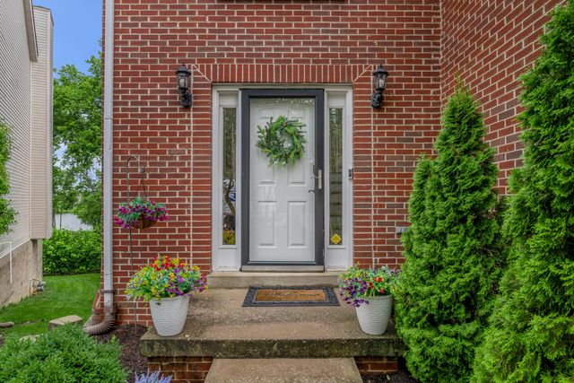 297 Shoreside Drive, Lexington, KY 40515