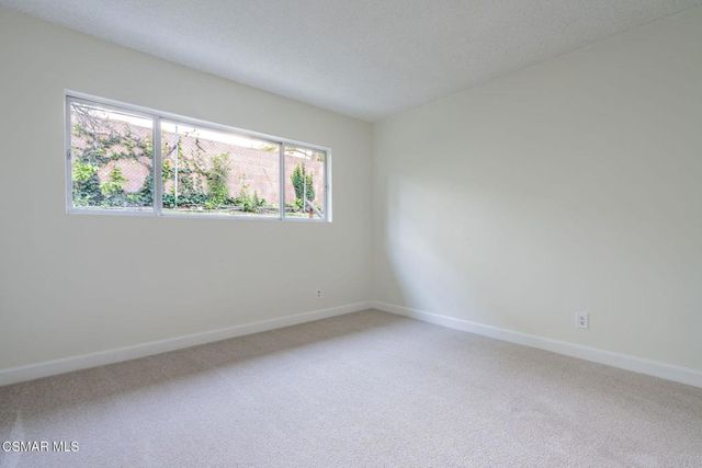 2085 Rayshire Street, Thousand Oaks, CA 91362