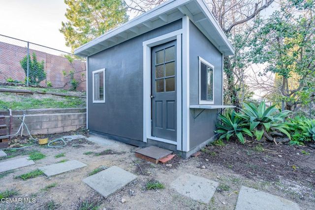 2085 Rayshire Street, Thousand Oaks, CA 91362