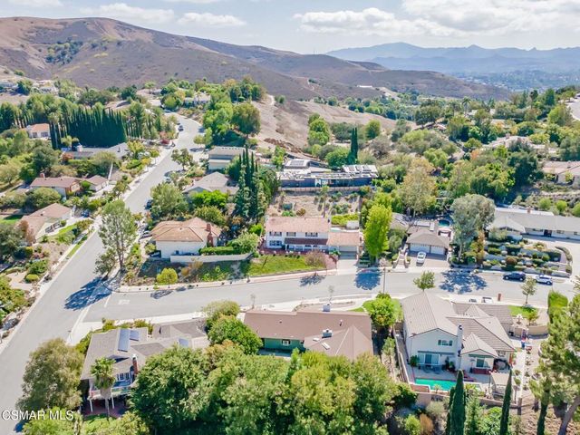 2085 Rayshire Street, Thousand Oaks, CA 91362
