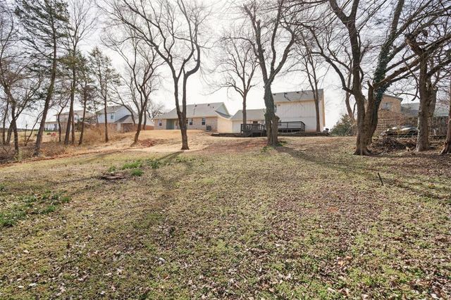 703 Rolling Meadow Drive, Noble, OK 73068