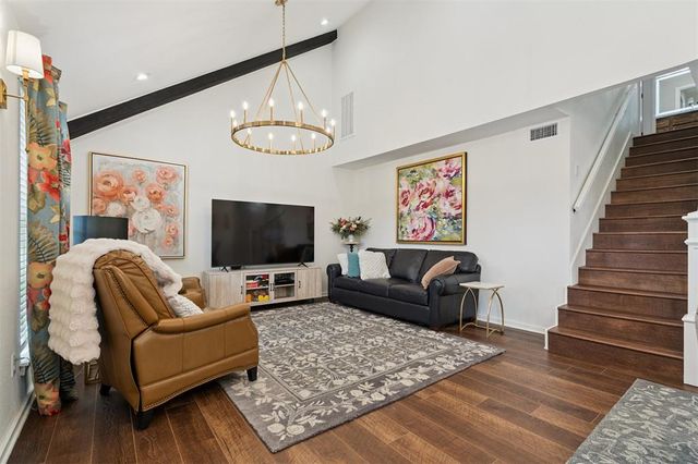 703 Rolling Meadow Drive, Noble, OK 73068