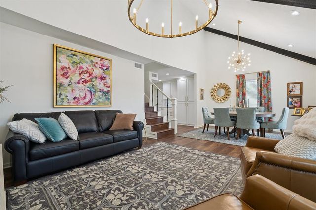 703 Rolling Meadow Drive, Noble, OK 73068