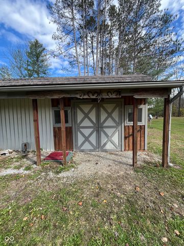 4007 E State Road 46, Nashville, IN 47448
