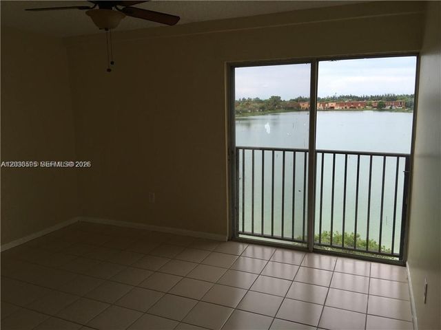 315 NW 109th Ave 207, Miami, FL 33172