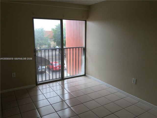 315 NW 109th Ave 207, Miami, FL 33172
