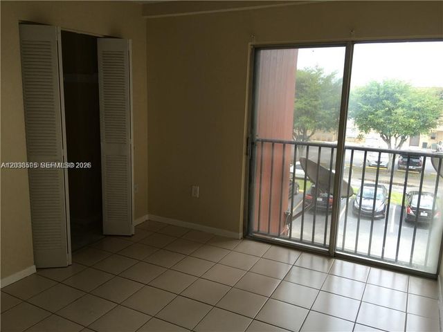 315 NW 109th Ave 207, Miami, FL 33172