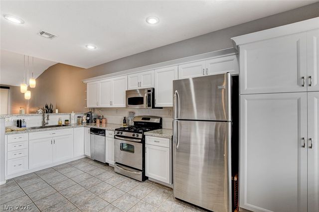 656 Peachy Canyon Circle 202, Las Vegas, NV 89144