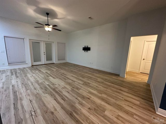 7329 Farmers Rd, Pensacola, FL 32526