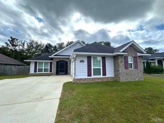 7329 Farmers Rd, Pensacola, FL 32526