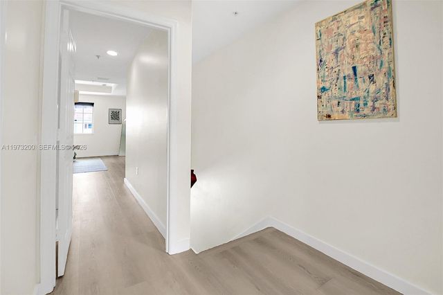 742 NE 90th St 402, Miami, FL 33138