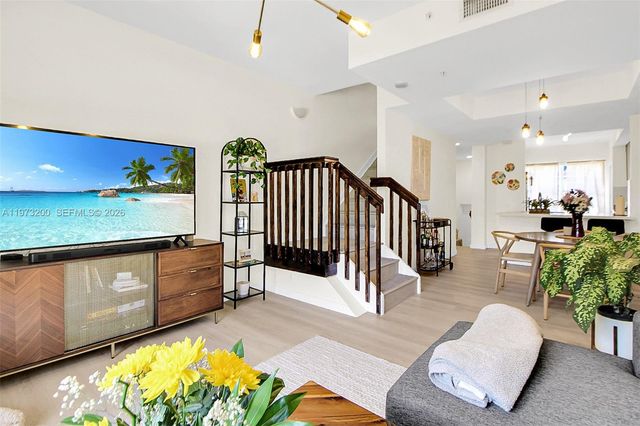 742 NE 90th St 402, Miami, FL 33138