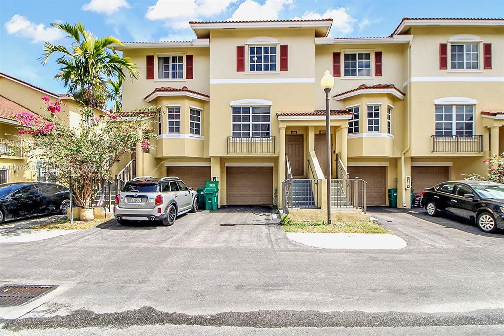 742 NE 90th St 402, Miami, FL 33138