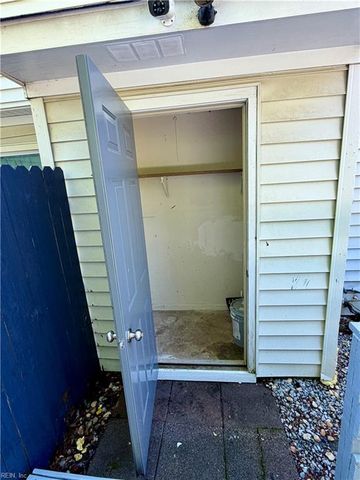 3903 Kiwanis Loop, Virginia Beach, VA 23456