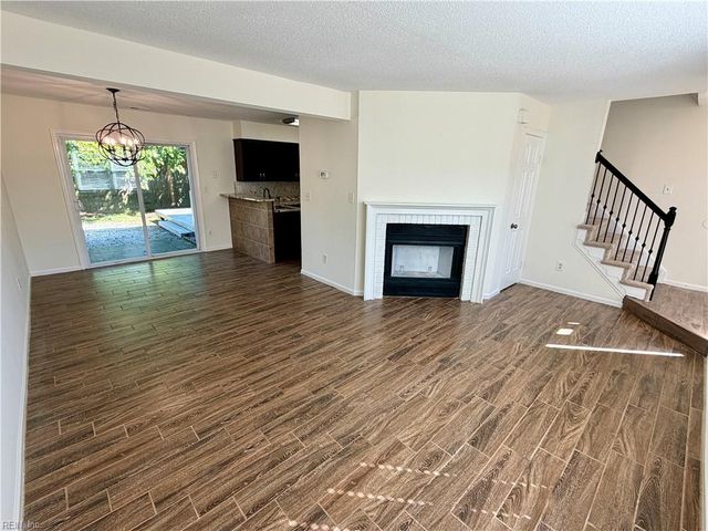 3903 Kiwanis Loop, Virginia Beach, VA 23456