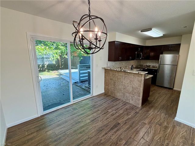 3903 Kiwanis Loop, Virginia Beach, VA 23456