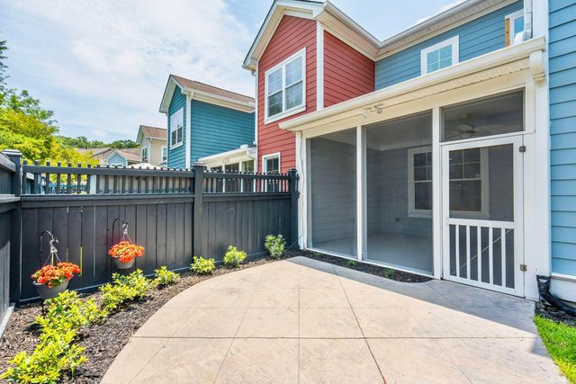 2069 Kings Gate Lane, Mount Pleasant, SC 29466