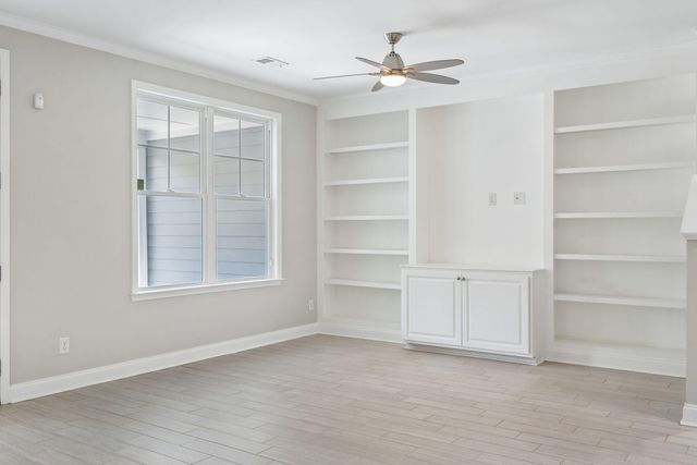 2069 Kings Gate Lane, Mount Pleasant, SC 29466