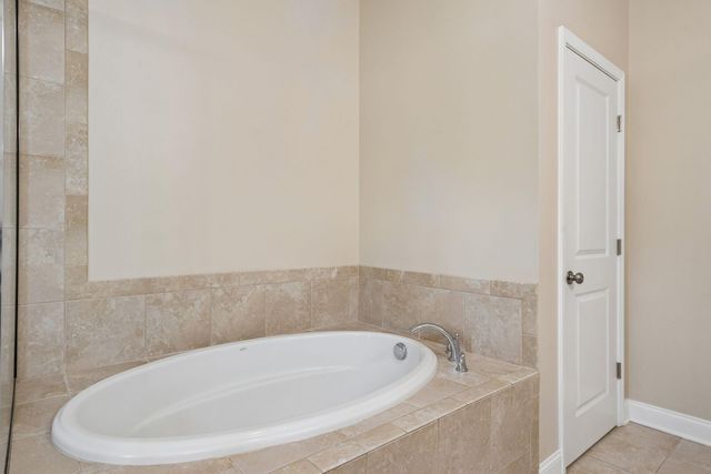 2069 Kings Gate Lane, Mount Pleasant, SC 29466