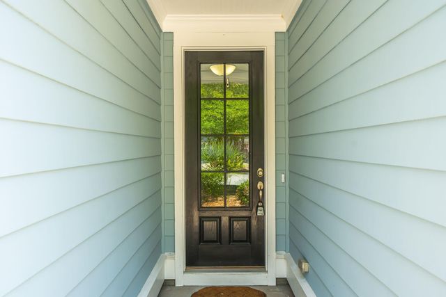 2069 Kings Gate Lane, Mount Pleasant, SC 29466