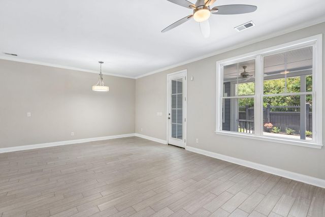 2069 Kings Gate Lane, Mount Pleasant, SC 29466